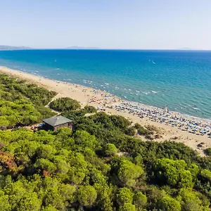 https://villaggio-camping-le-marze.it-tuscanyhotel.com
